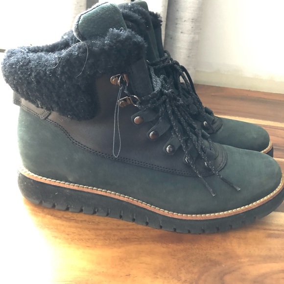 Women’s Cole Haan boots . Size 8 - Picture 2 of 5